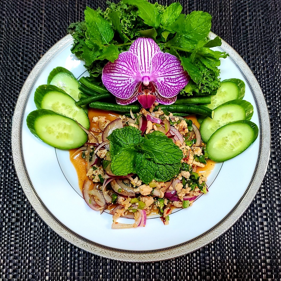 Thai Laab Gai