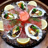Thai Live Raw Oysters